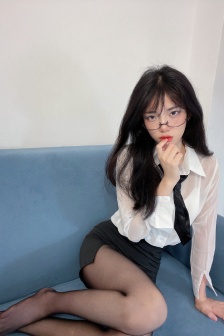 刘嘉玲被绑照片